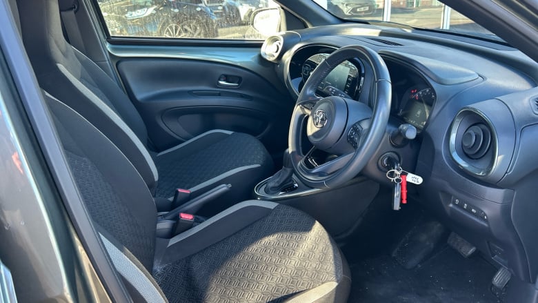 Toyota Aygo X 1.0 VVT-i Edge 5dr Auto Petrol Hatchback